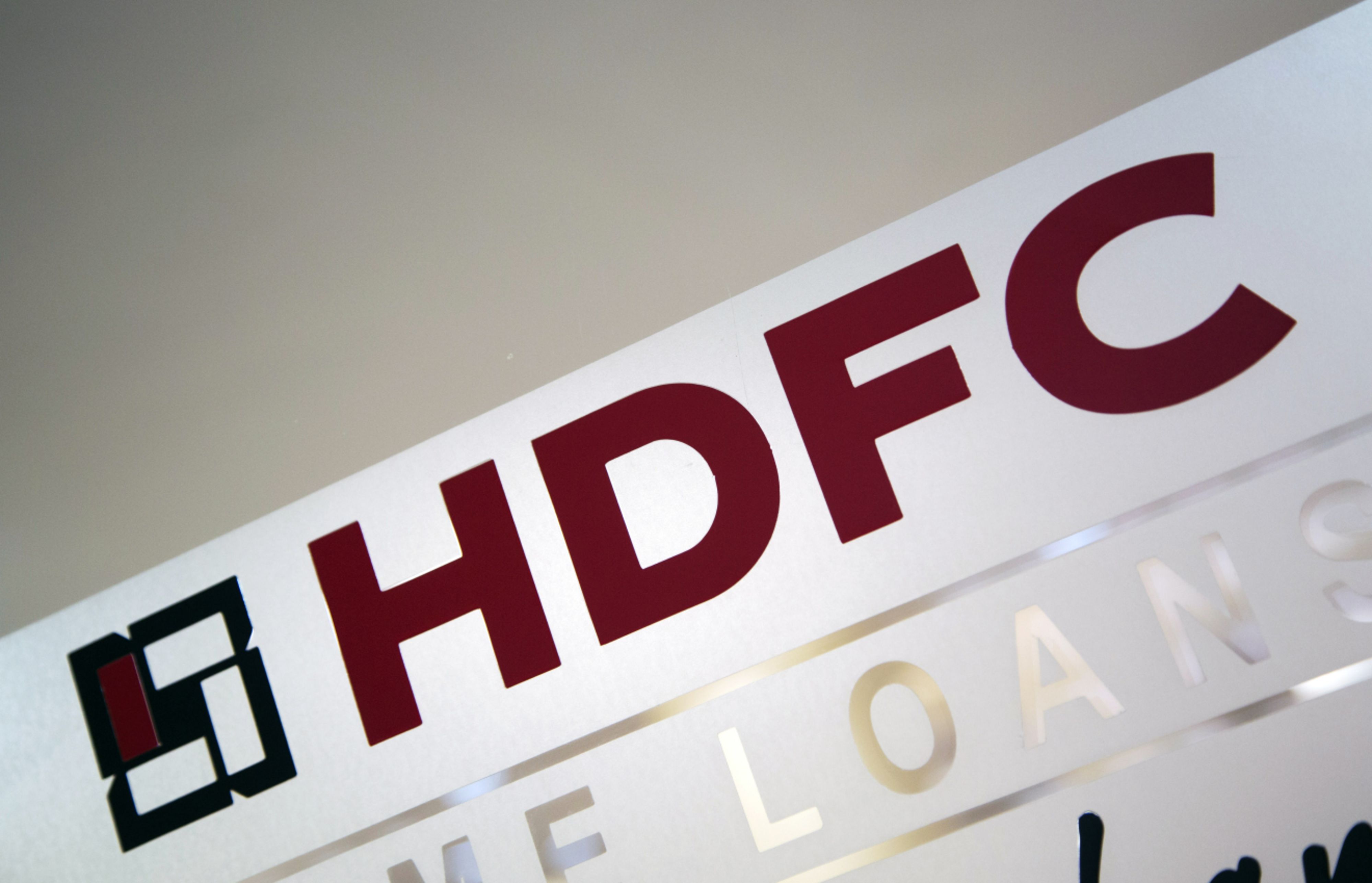 HDFC Q3 Review- Traction In Home Loans Continue; Asset Quality Improves Ex-RBI Circular Impact: Yes Securities