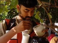 Watch: Coffee Seller's Unique Coffee-Selling Technique Wins Hearts Online