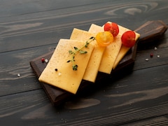 Is High-Fat Cheese Healthy For Your Brain? Here Is What The New Study Says