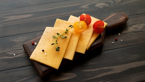 Is High-Fat Cheese Healthy For Your Brain? Here Is What The New Study Says