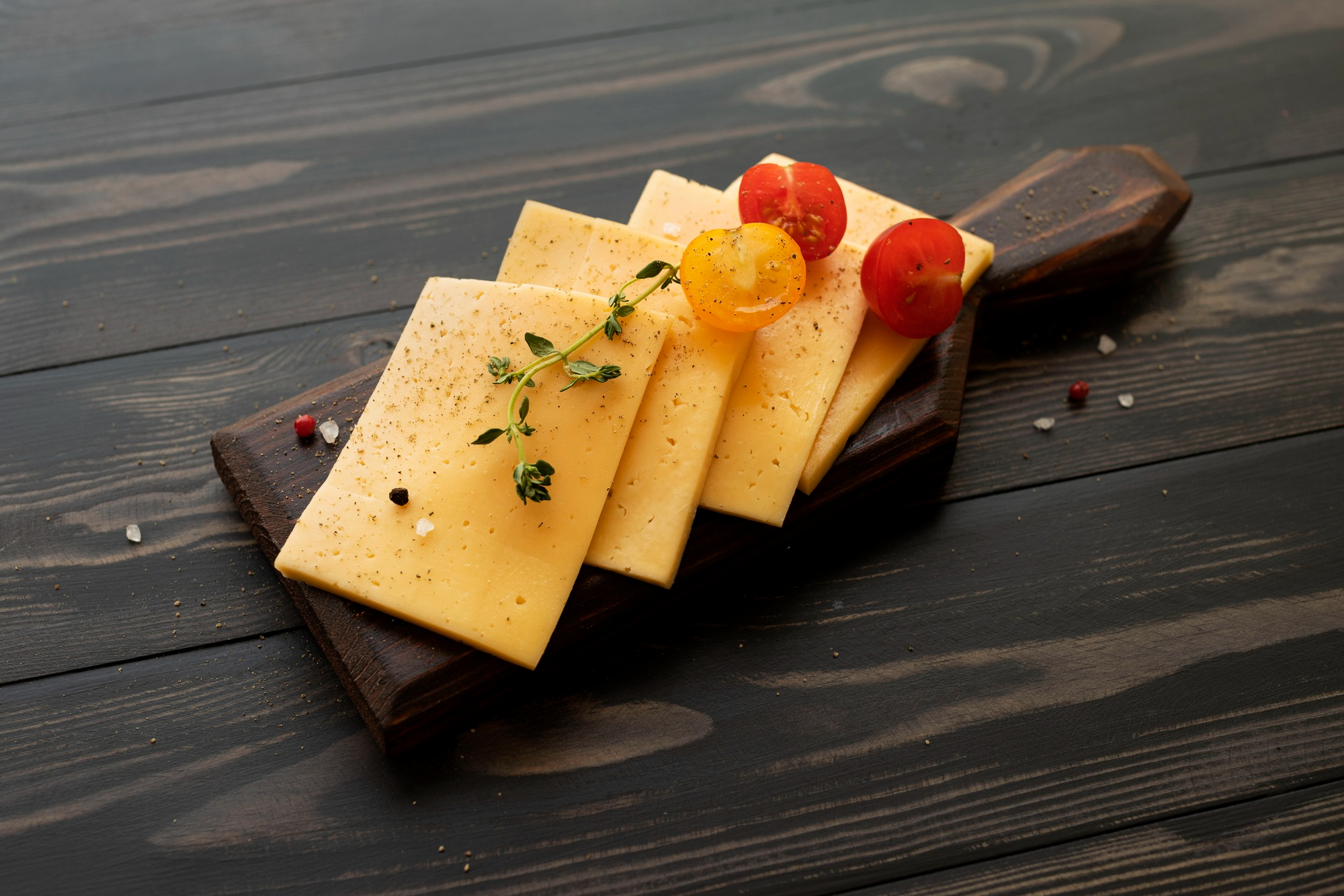 Is High-Fat Cheese Healthy For Your Brain? Here Is What The New Study Says
