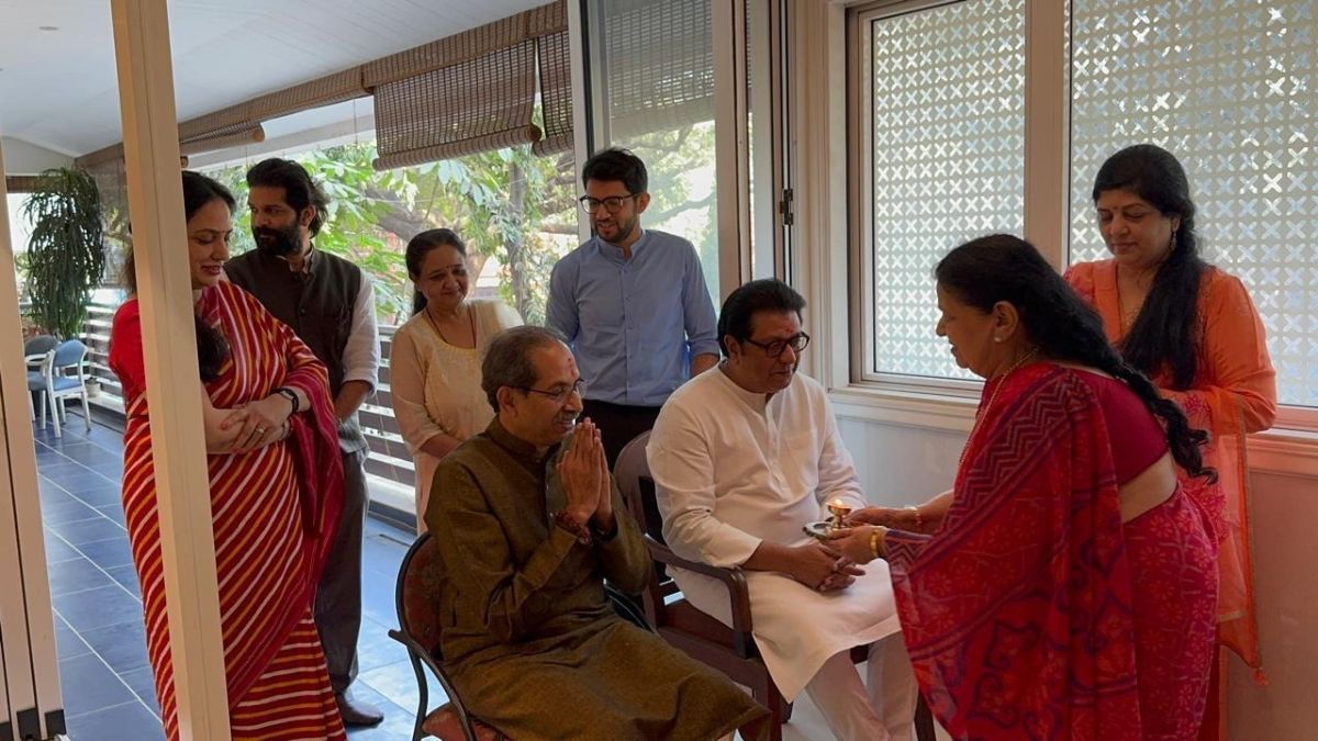 Cousins Uddhav Thackeray, Raj To Make Reunion Official Shortly