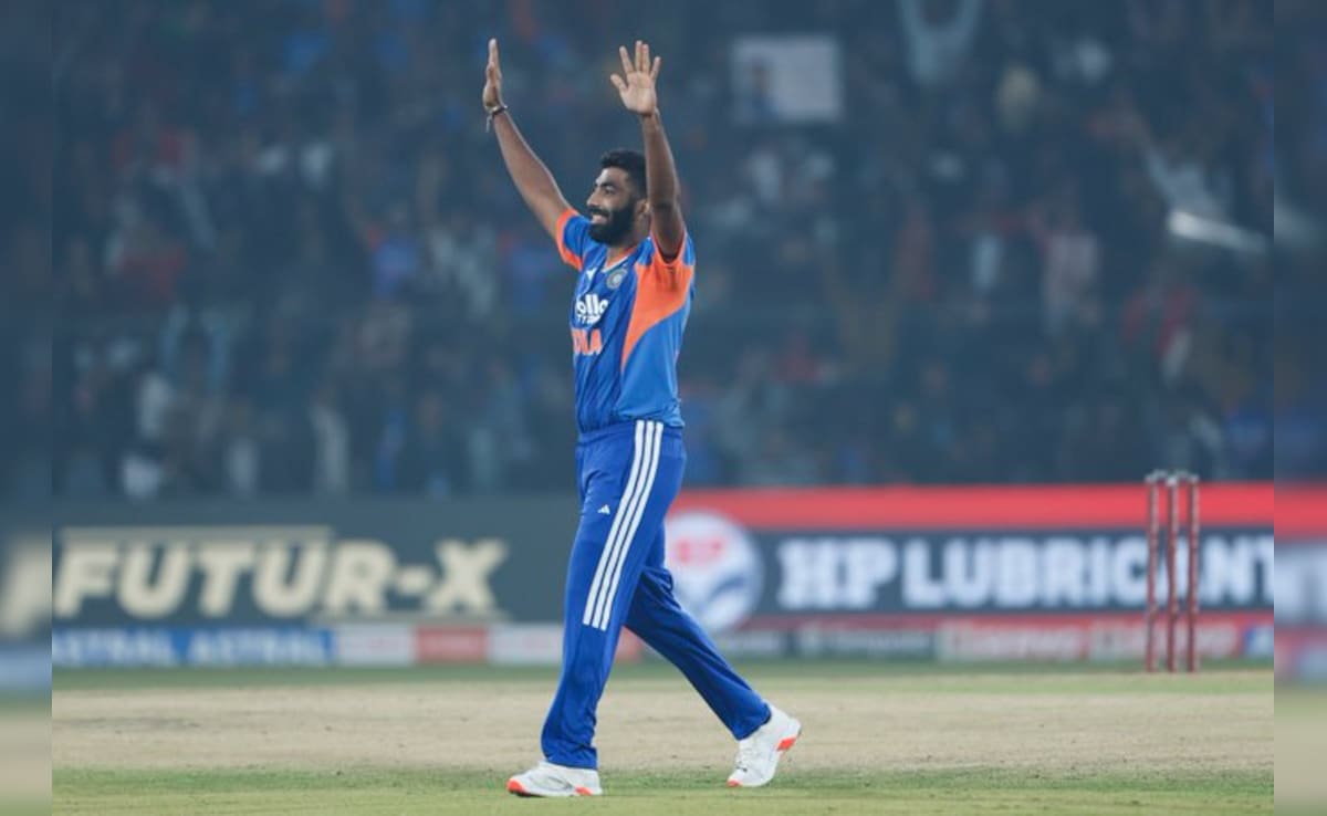 IND vs SA: जसप्रीत बुमराह ने वर्ल्ड रिकॉर्ड बनाकर मचाया तहलका, ऐसा करने वाले दुनिया के इकलौते गेंदबाज बने