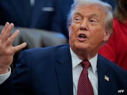 Trump Says Zelensky-Putin Feud Makes Peace Efforts "Difficult"