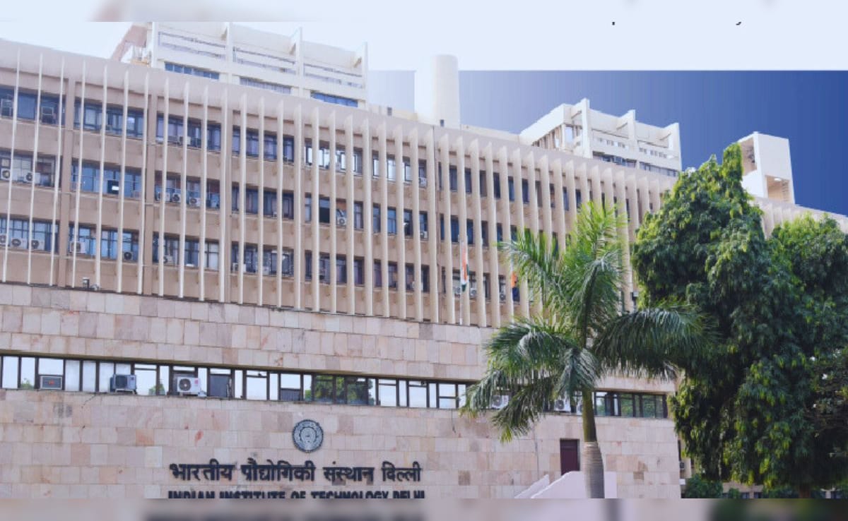 IITs में नहीं रुक रहे सुसाइड के मामले,  पिछले 5 साल में 65 छात्रों ने दी जान; सबसे ज्यादा यहां