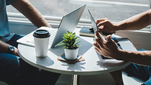 'But We Have Deadline': Boss Tells Employee Who Was Having Breathing Difficulties