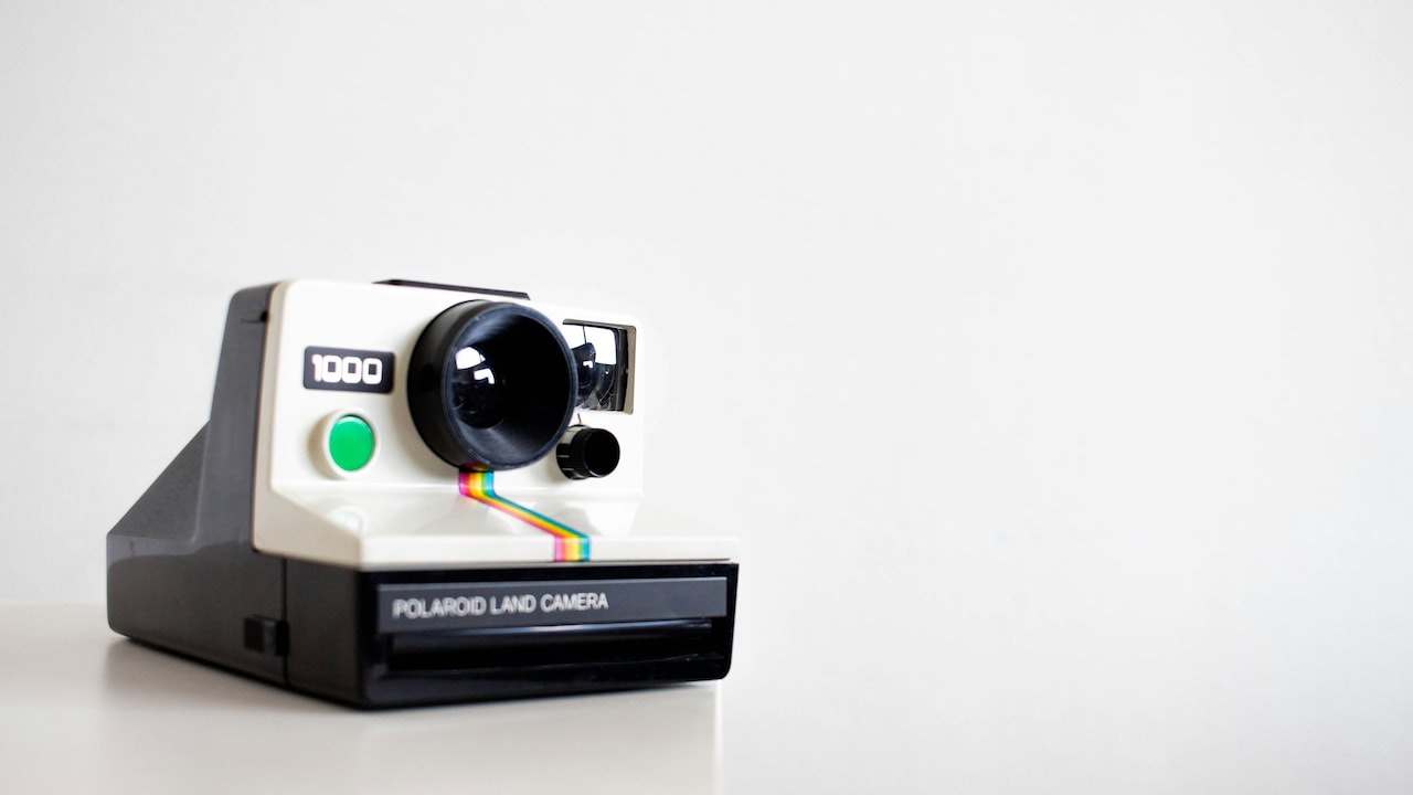 Instant Cameras Explained: Benefits, Uses And Smart Gifting Tips For 2025