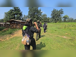 MP में सबसे बड़ा नक्सली सरेंडर ! मोस्ट वांटेड इनामी कबीर समेत 10 Naxali आज CM डॉ. यादव के सामने डालेंगे हथियार