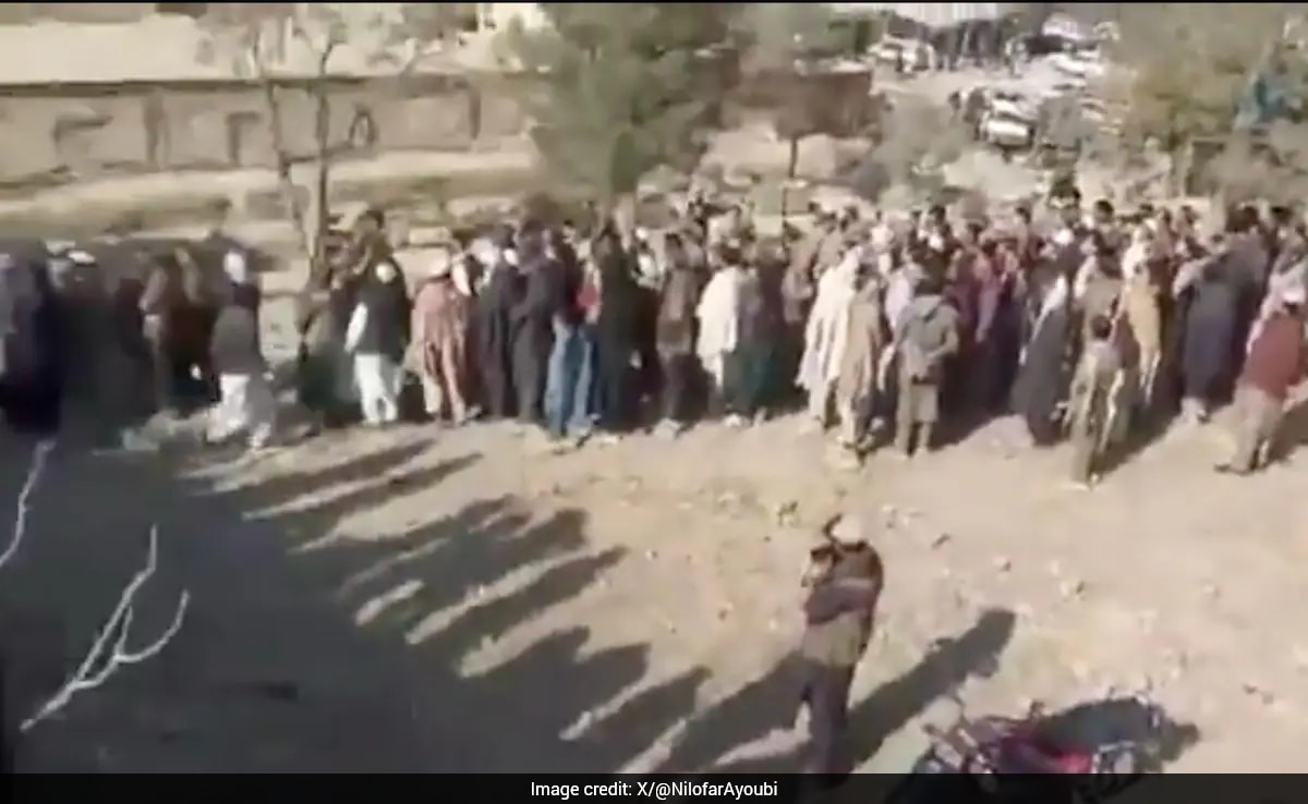 Taliban Made 13-Year-Old Execute Convicted Killer Before Crowd Of Thousands: Report