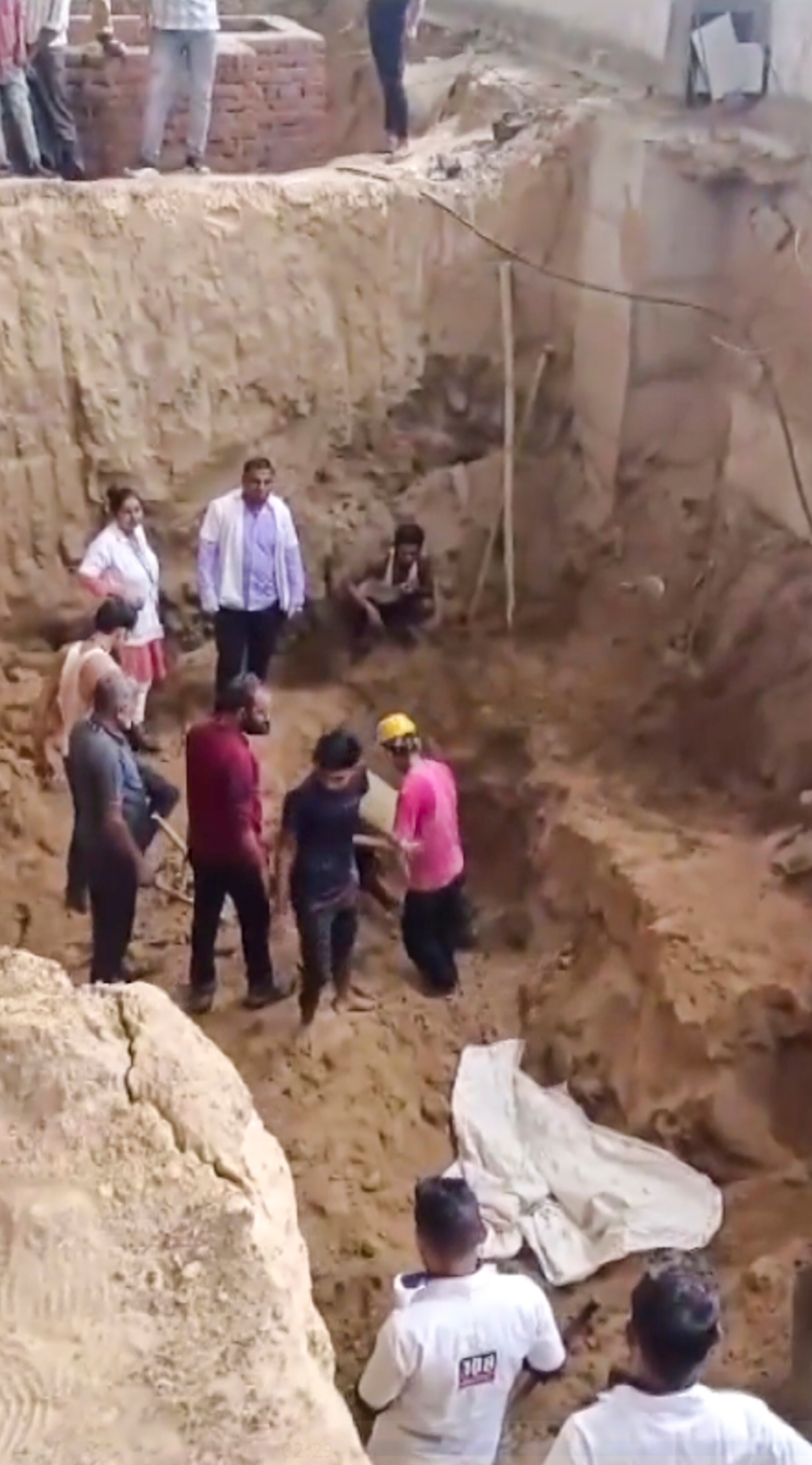 Nine Dead, One Injured As Soil Caves In At Factory Site In Gujarat's Mehsana; PM Modi Condoles Incident