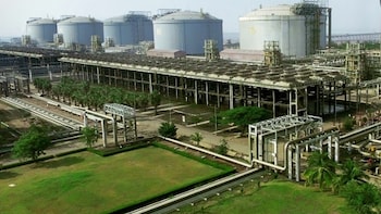 Petronet LNG Q1 Results: Hormuz Hurdle Hits Topline By 41%; Profit Falls 17% Even As Margins Expand
