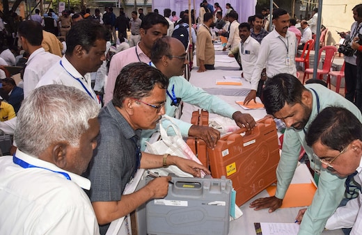 LIVE: केरल स्थानीय निकाय चुनाव के नतीजे आज होंगे घोषित, जानें लेटेस्ट अपडेट्स