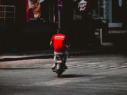 "Delivery Agents Don't Have Timer": Zomato CEO Explains 10-Minute Model