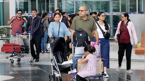 Delhi Chokes Under Severe Smog, Over 130 Flights Disrupted