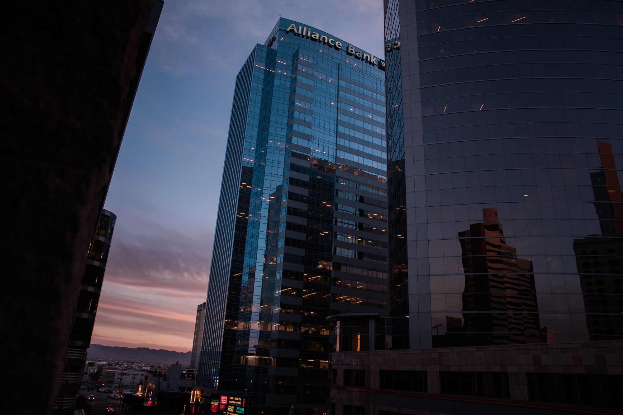Western Alliance Pares Decline After Updating Deposit Data