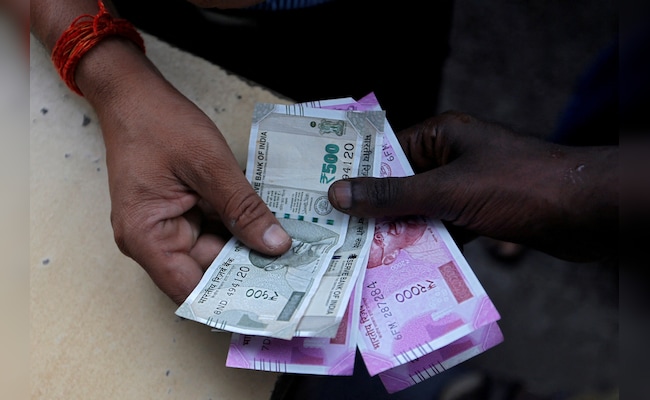 Rupee Up By 8 Paise To 81.60 Against US Dollar