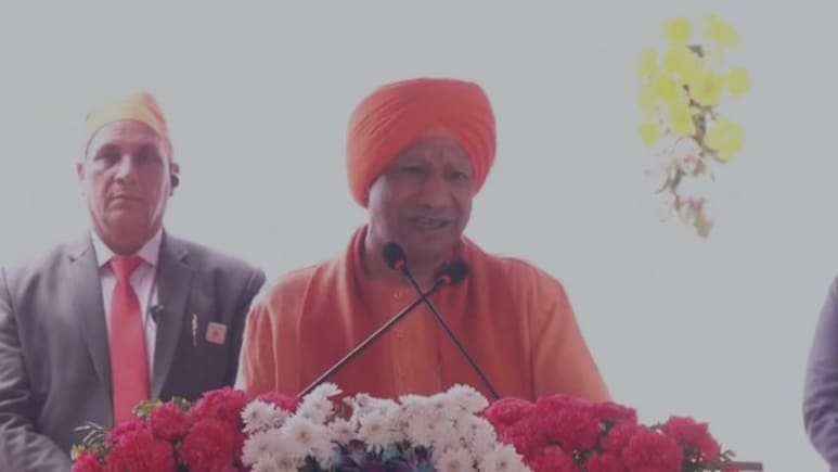 'दुष्ट औरंगजेब का कोई नामलेवा तक नहीं बचा', CM योगी ने किया सिख गुरुओं के बलिदान को याद