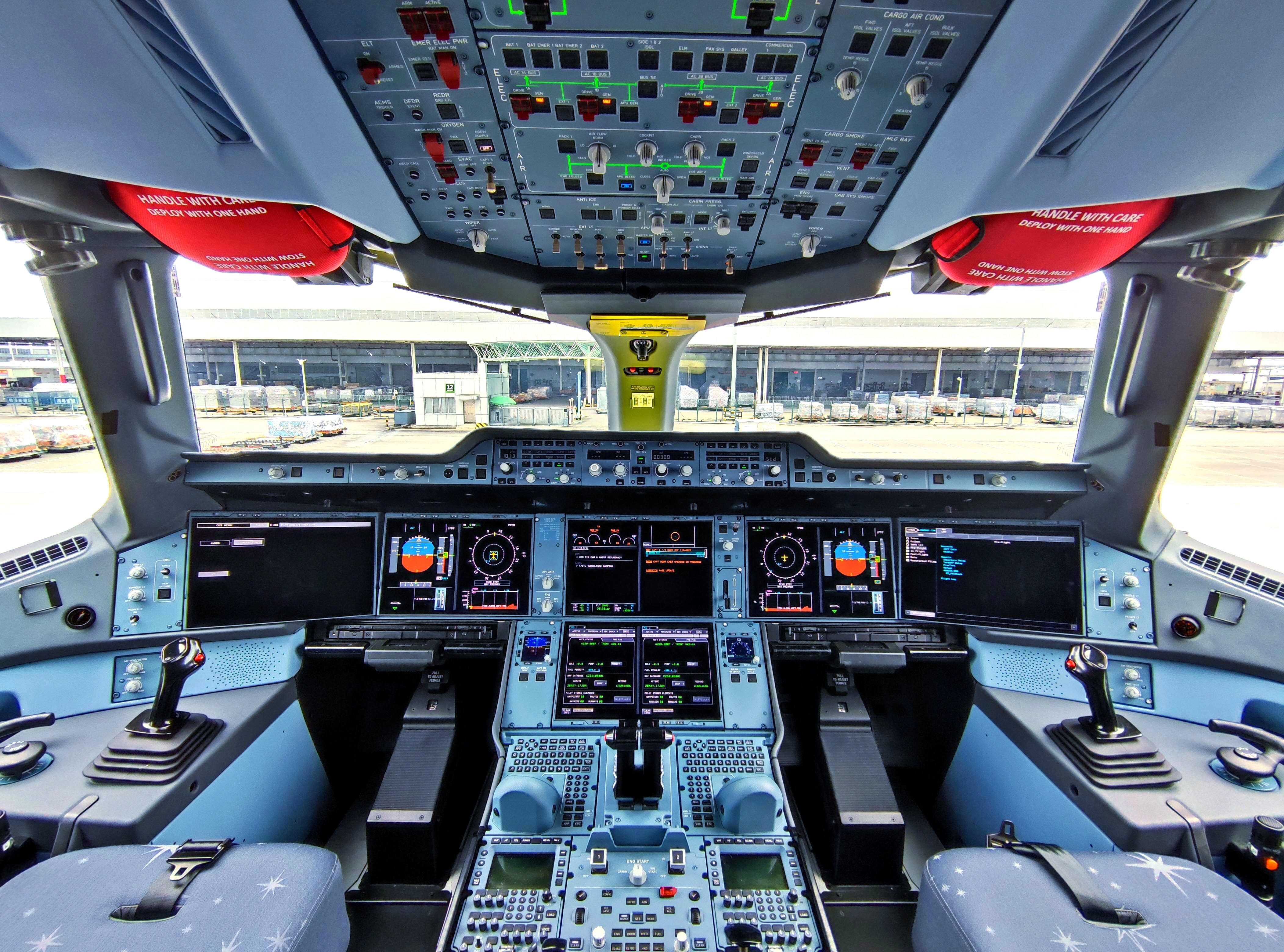 DGCA Issues Advisory On Unauthorized Cockpit Entry, Warns of Strict Action