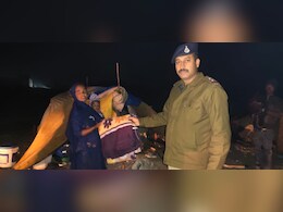 ये पुलिस जीत रही दिल... रात की दबिश के साथ राहत की भी दस्तक, गरीबों के बीच पहुंच TI बांट रहे गरम कपड़े