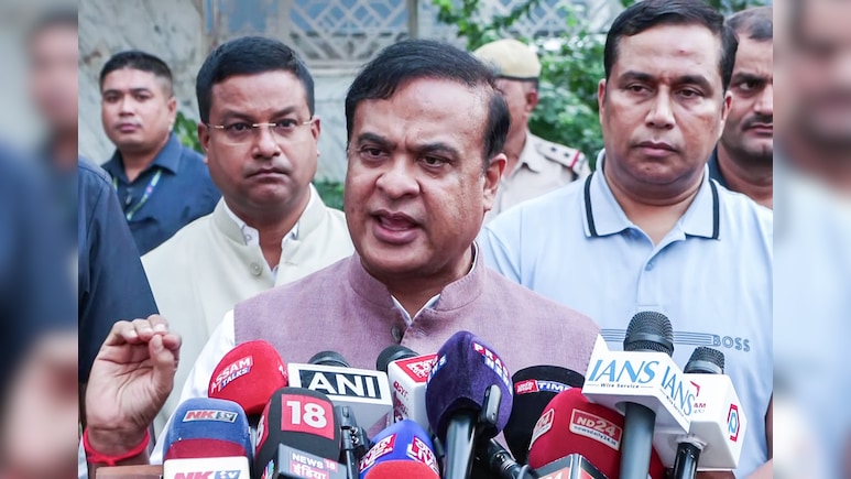 असम में मुस्लिम आबादी की वृद्धि का मुकाबला करने के लिए हर हिंदू तीन बच्चे पैदा करे : CM हिमंत विश्व शर्मा