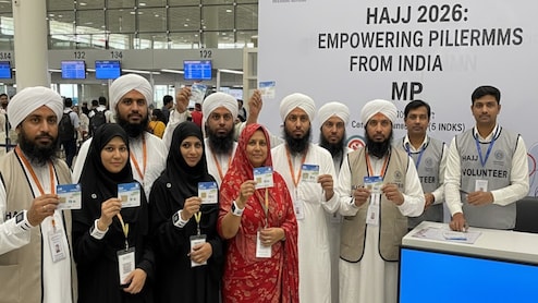 हज यात्रा 2026: MP से जाएंगे 6000 यात्री, फ्री रिस्टबैंड व सिमकार्ड के साथ कौन-कौन सी स्मार्ट सुविधाएं मिलेंगी?