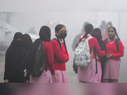 दिल्ली की तरह नोएडा-गुरुग्राम में भी बंद रहेंगे 5वीं तक के स्कूल? ये रहा लेटेस्ट अपडेट