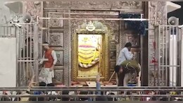बाबा खाटूश्&zwj;यामजी को लगेगा खीर-चूरमे का भोग, रींगस रेलवे स्टेशन पर भी श्रद्धालुओं की भारी भीड़