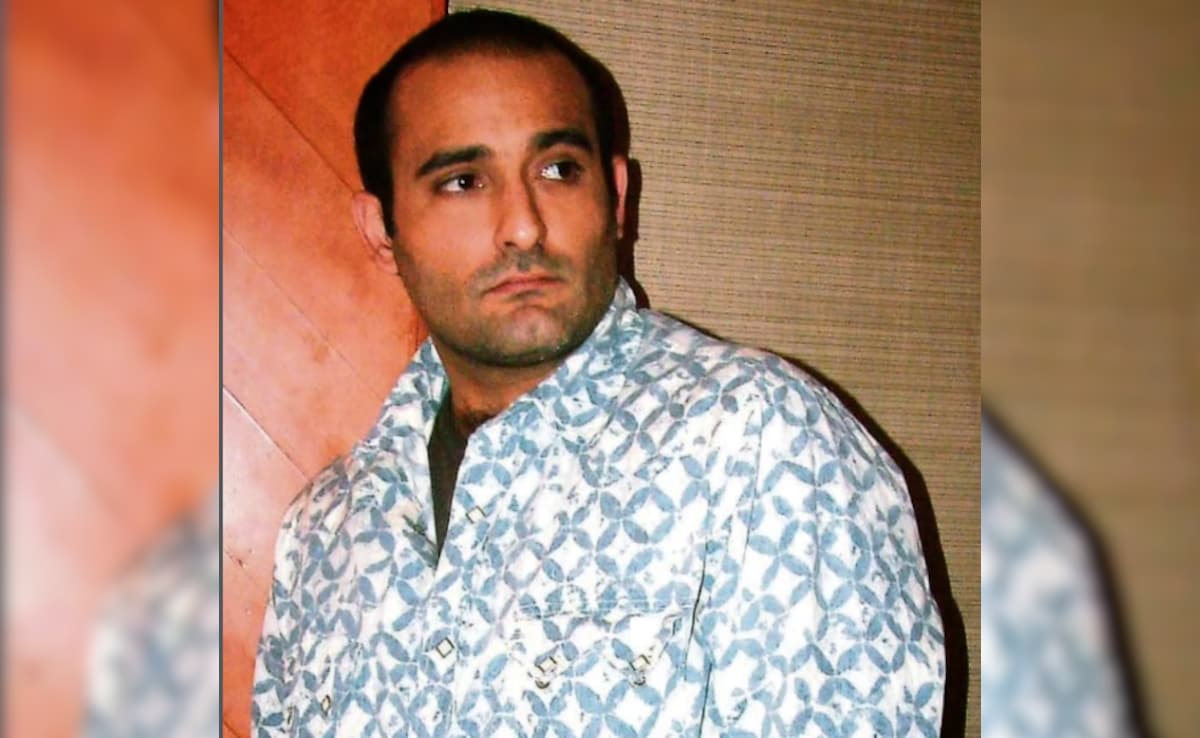 When Akshaye Khanna Said He's Not Marriage Material: "I Am Not Cut Out For That Kind Of Life"