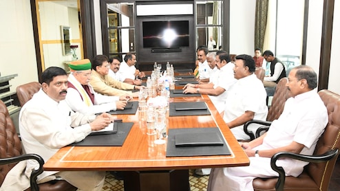 AIADMK-BJP Lunch Meet Signals Push To Strengthen NDA Ahead Of 2026 Polls