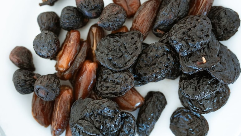 Suffering With Constipation? Nutritionist Reveals A Natural Food Source And How To Consume It