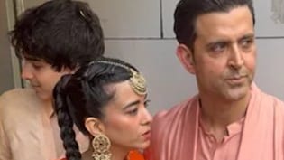 भाई की शादी में ऋतिक रोशन, दोनों बेटे और गर्लफ्रेंड सबा भी थीं साथ, एथनिक लुक ने जीता दिल