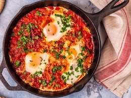 Why Egg Shakshuka Is The Best Winter Breakfast, Reveals Nutritionist