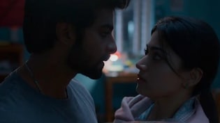 भारत में हुई फ्लॉप, पाकिस्तान में धड़ल्ले से देखी जा रही है ये फिल्म, पड़ोसी देश में बनी नंबर-1