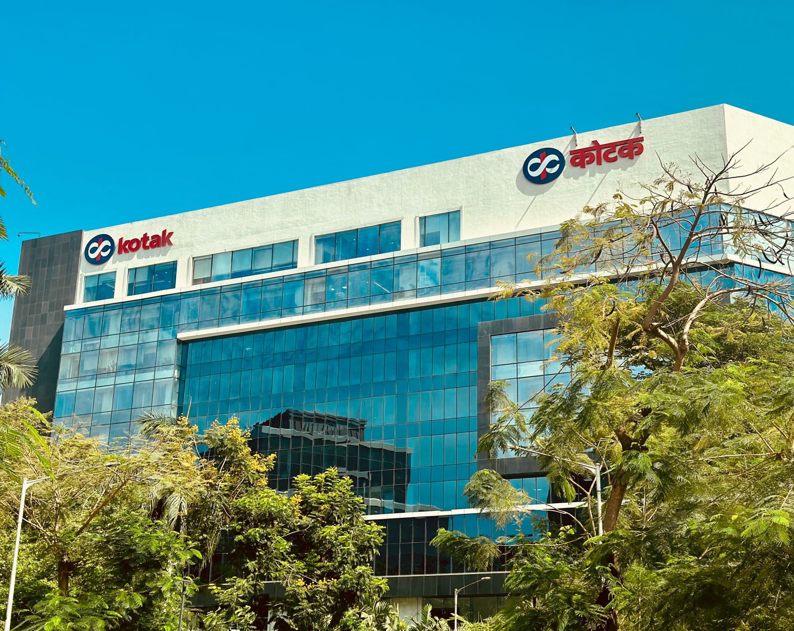 Kotak Resumes Subscription Of Kotak Small-Cap Fund Units