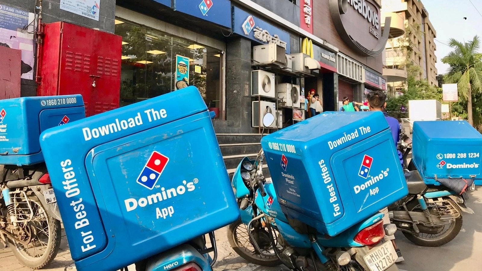 ICC Cricket World Cup 2023: Domino's, Pizza Hut Slash Prices To Tap Frenzy 