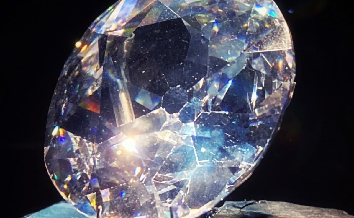 Replica of the Kohinoor diamond. Photo: Wikipedia