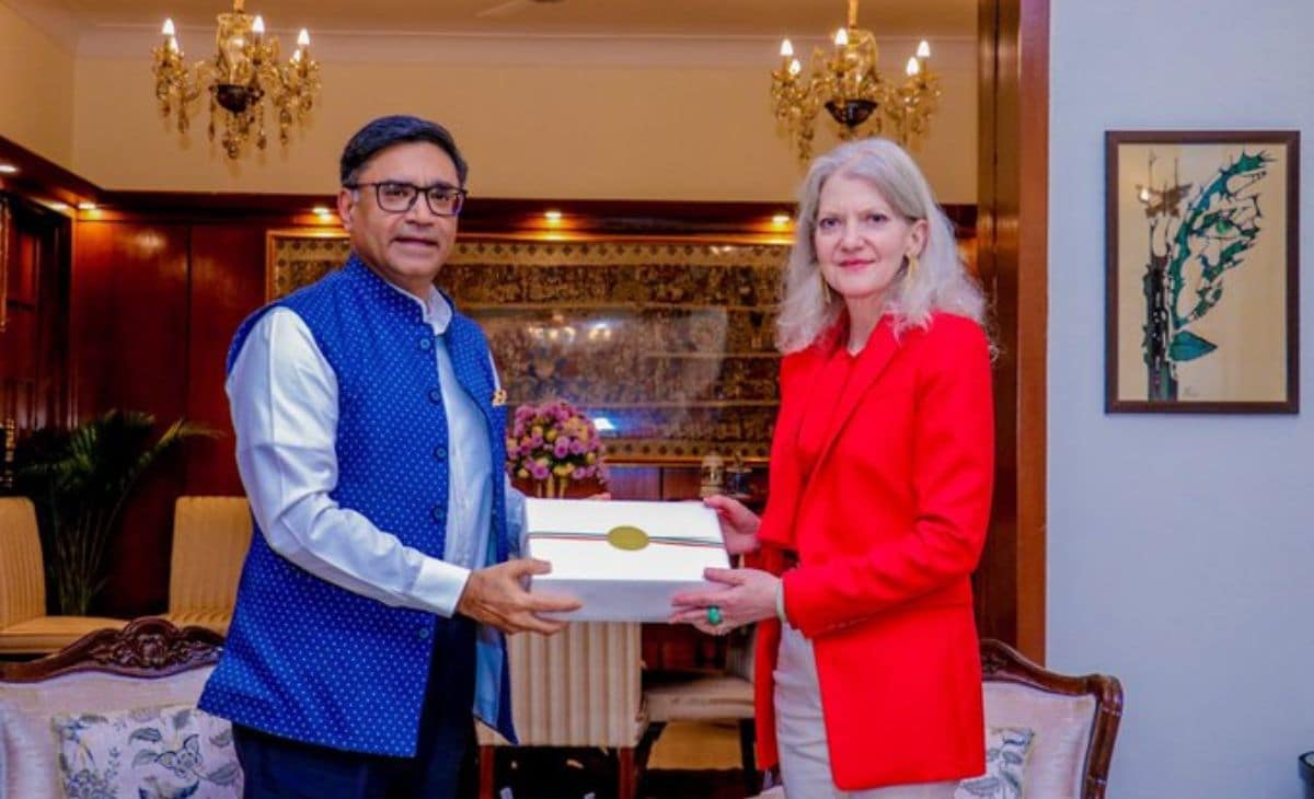 US and India Work to Strengthen Defense and Energy Ties Amid Trade Tensions: A Diplomatic Effort to Rebuild Relations