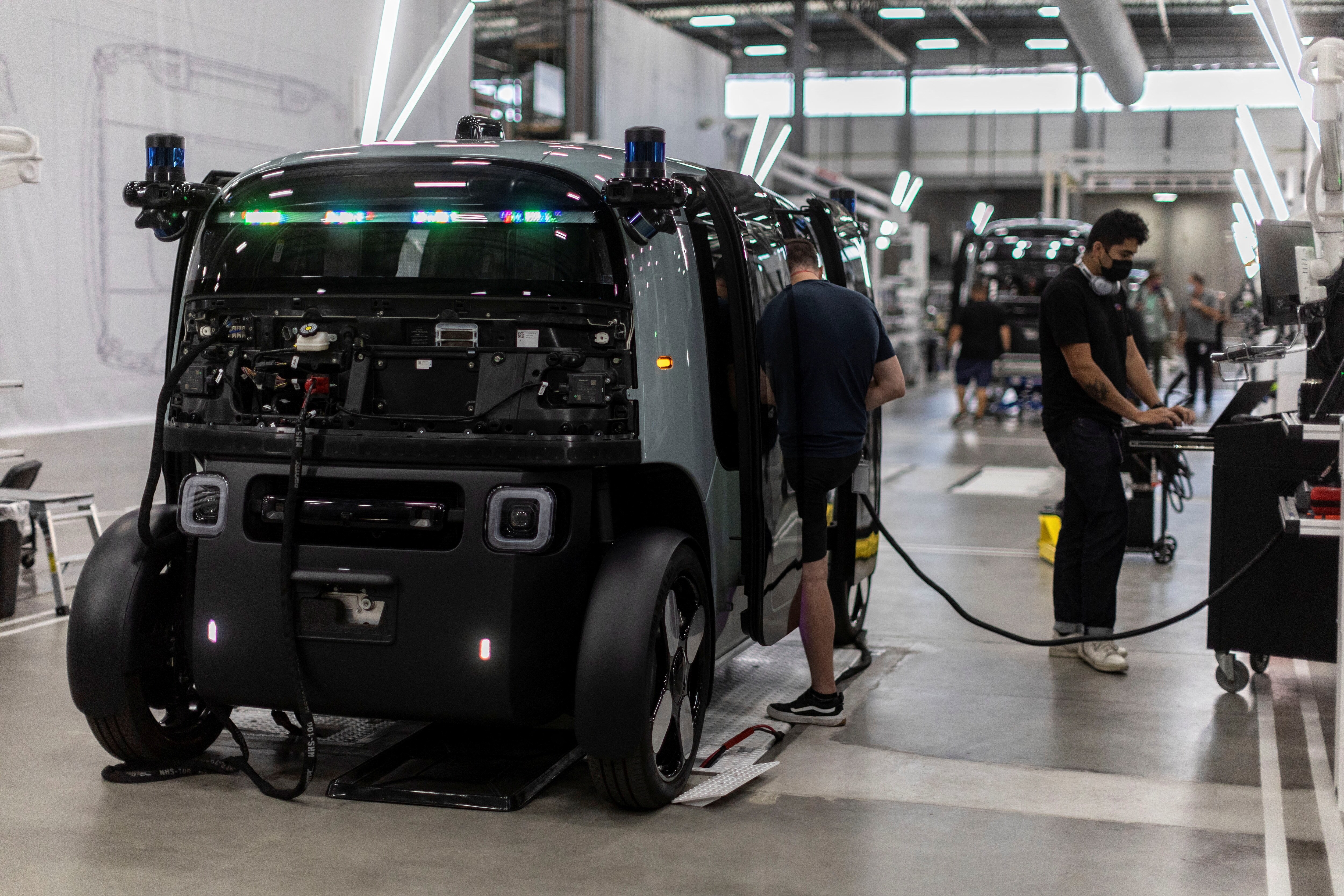 Amazon-Owned Self Driving Firm Zoox Plans To Test Robotaxi In California