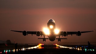 Fluctuating Airfares: Supreme Court Asks Centre To Detail Existing Rules Within 14 Days