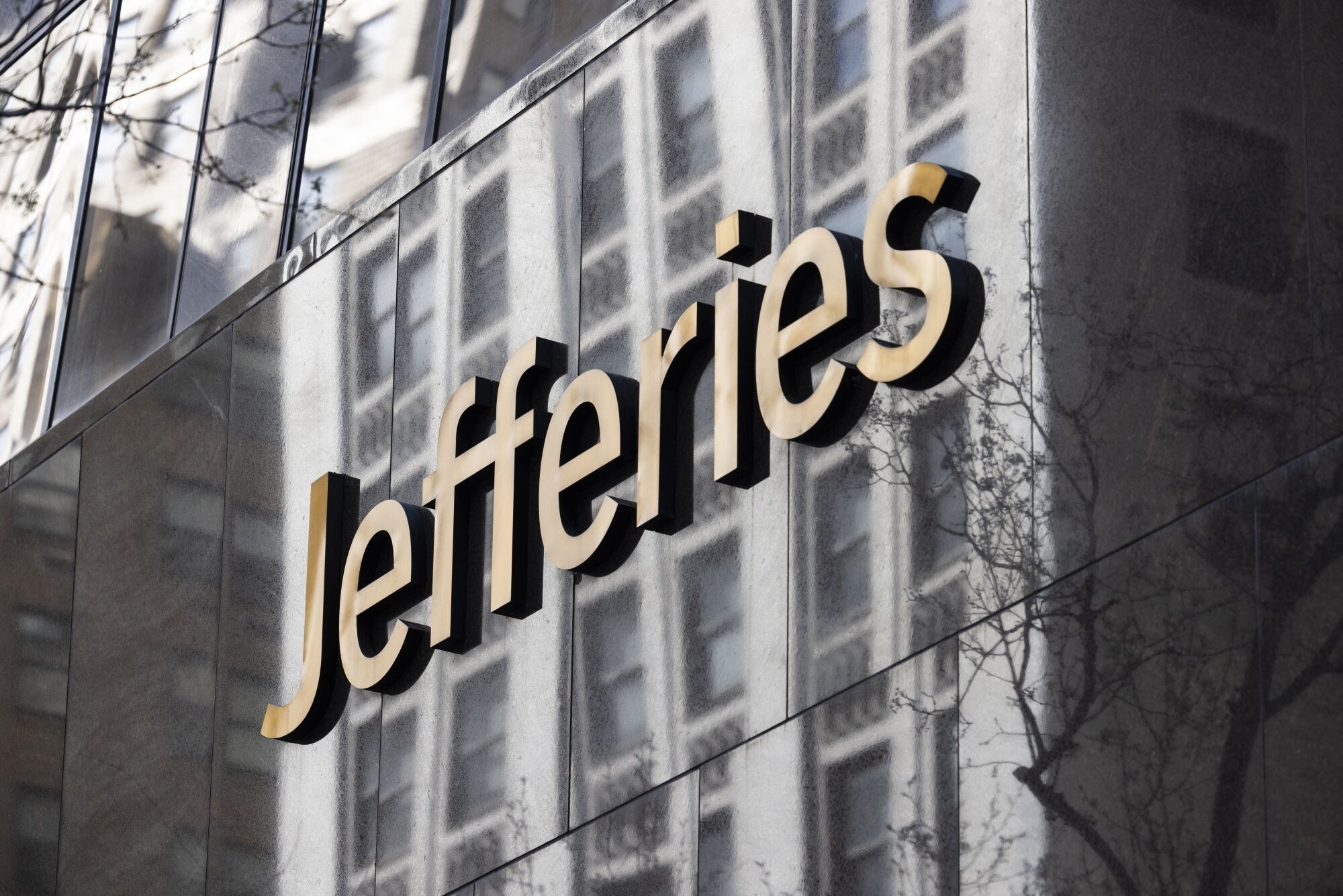 Jefferies Taps Barclays&rsquo;s Jhaveri to Help Build India M&A Team