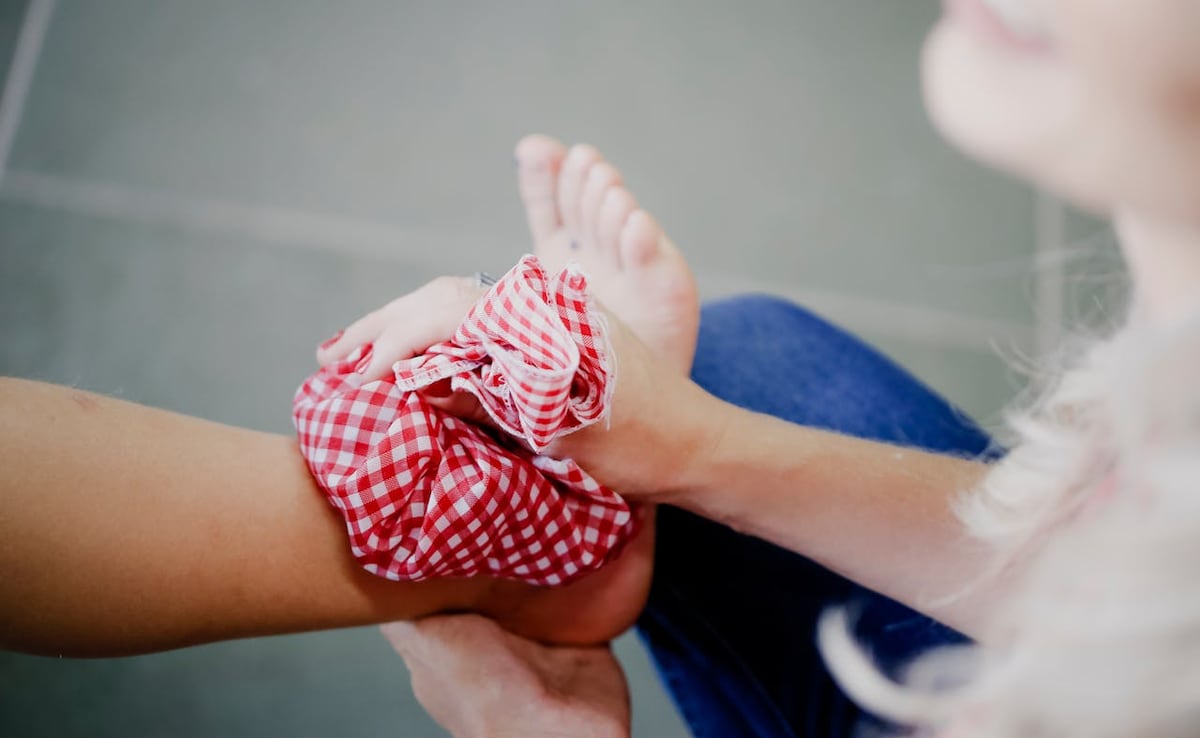 Cold packs are best used on fresh injuries Cold packs are best used on fresh injuries