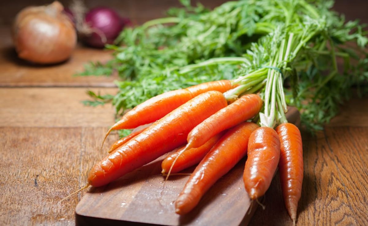 Fighting Wrinkles, Acne And Sun Damage: Nutritionist Explains How Carrots Boost Skin Health