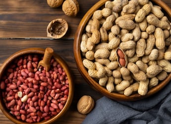 Are You Eating Peanuts Wrong? 3 Mistakes Explained By A Nutritionist