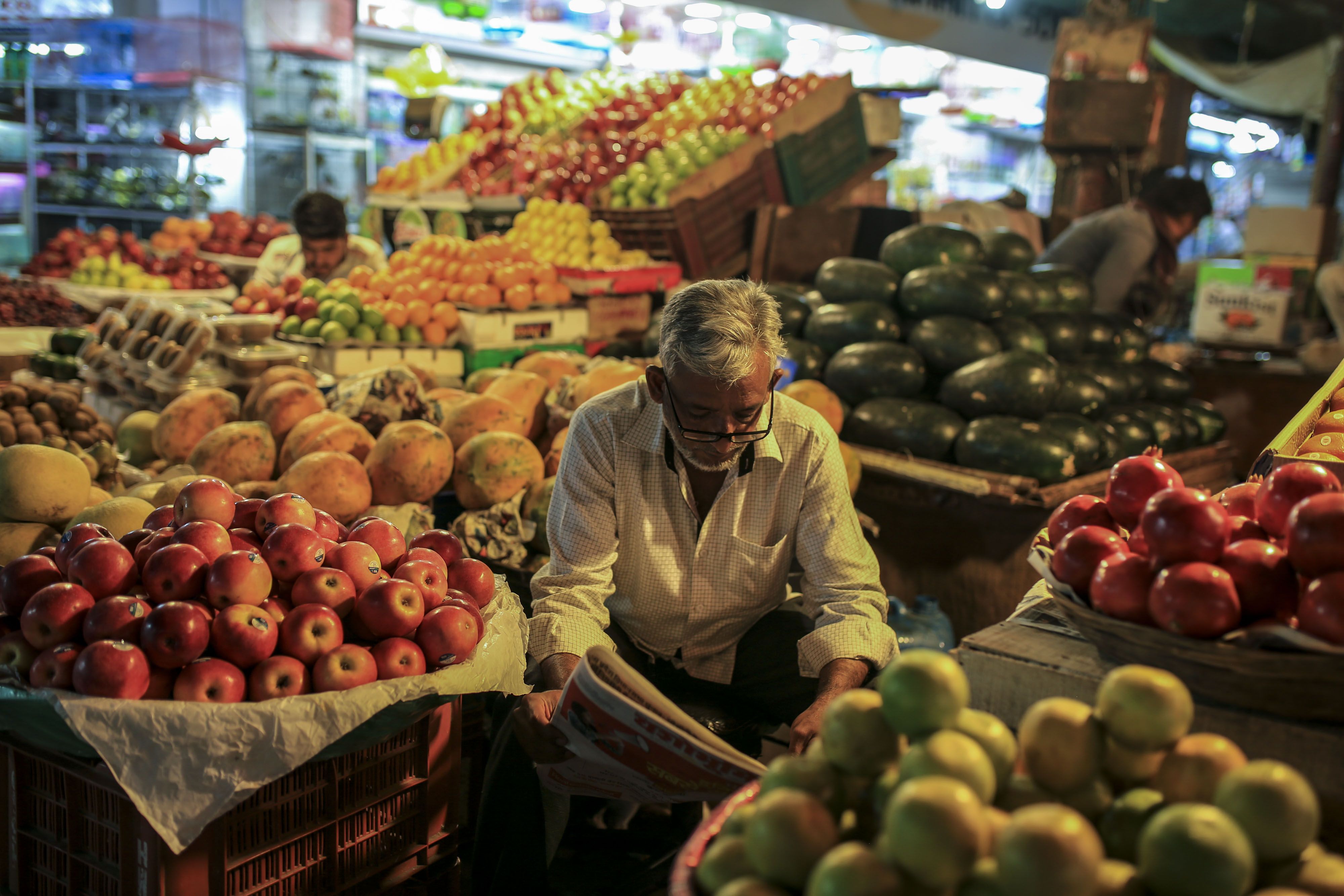 India&rsquo;s Wholesale Price Index Contracts For Third Straight Month