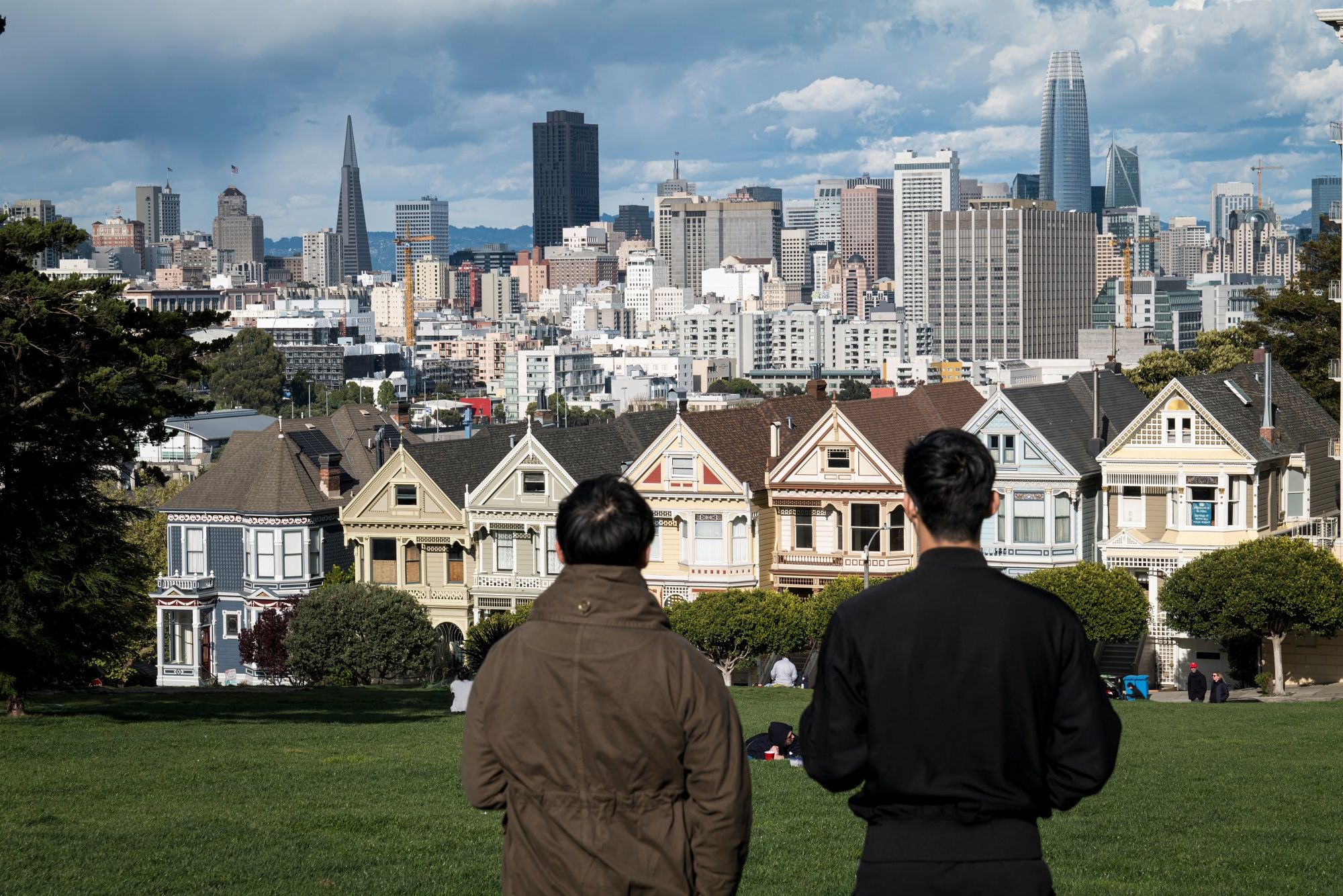 New York, Singapore Are The World&rsquo;s Most Expensive Cities Right Now