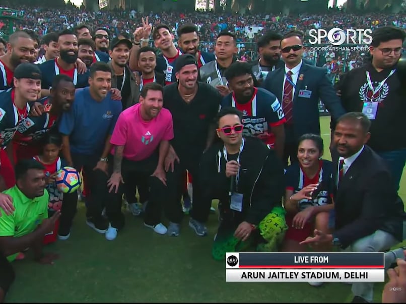 Lionel Messi GOAT Tour Of India Live Updates: Lionel Messi Arrives At Arun Jaitley Stadium, Fans Go Crazy