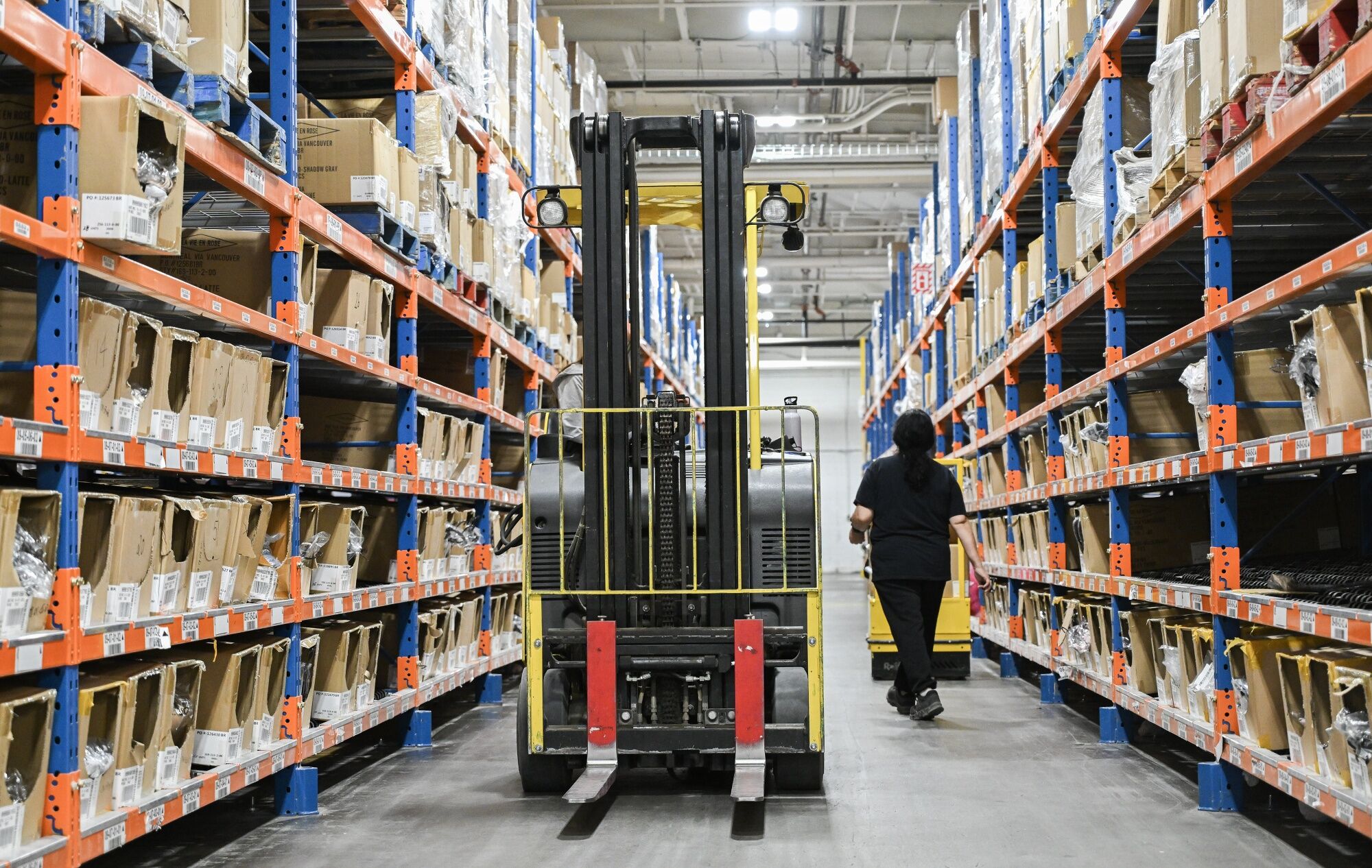 US Producer Prices Rise Less Than Forecast, Dragged By Services