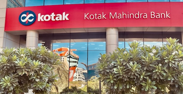 Kotak Mahindra Bank Hunts For New MD & CEO As Ashok Vaswani Plans To Exit
