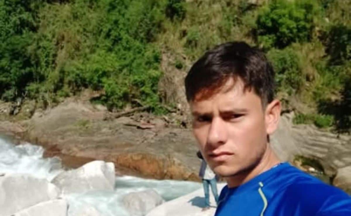 Paraglider Crashes After Take-Off In Himachal, Pilot Killed, Tourist Injured