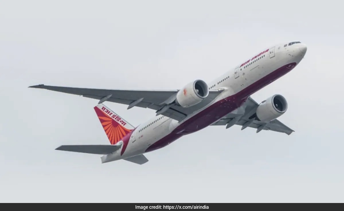 Mumbai-Bound Air India Boeing Returns To Delhi As Engine Oil Pressure Drops, Probe On